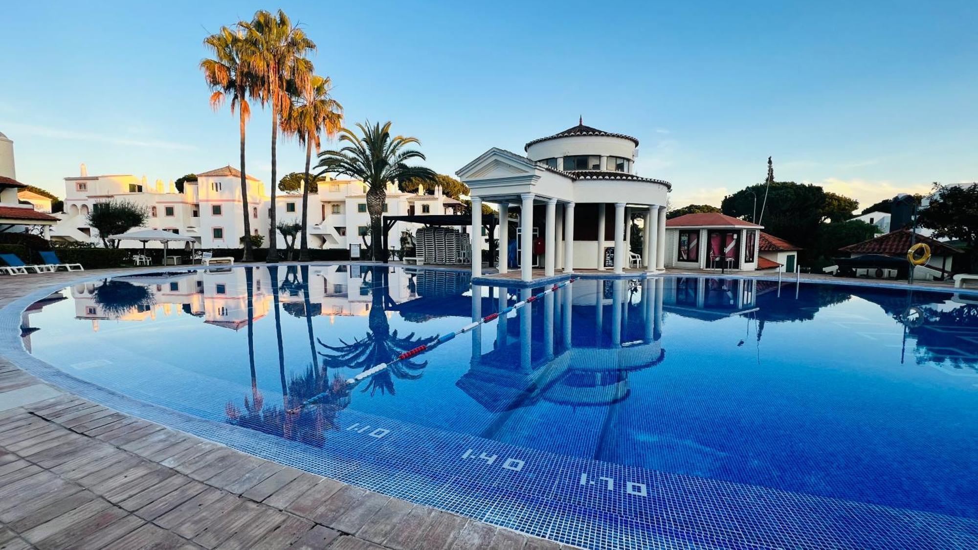 Apartamento Charming Triplex T2 In The Old Village Vilamoura